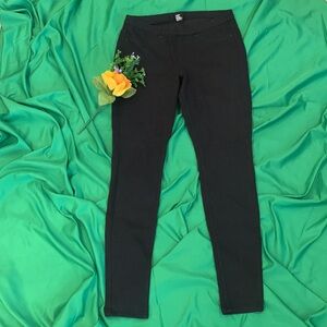 🌹 HUE • Black Pull - On Fashion Stretch Jeans